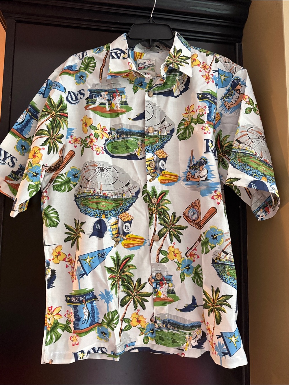 Tampa Bay Rays White Tropical Print Short-Sleeve Shirt M